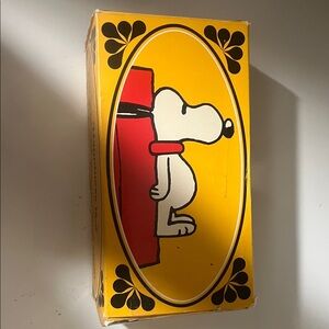 Avon Snoopy Soap Dish. Vintage